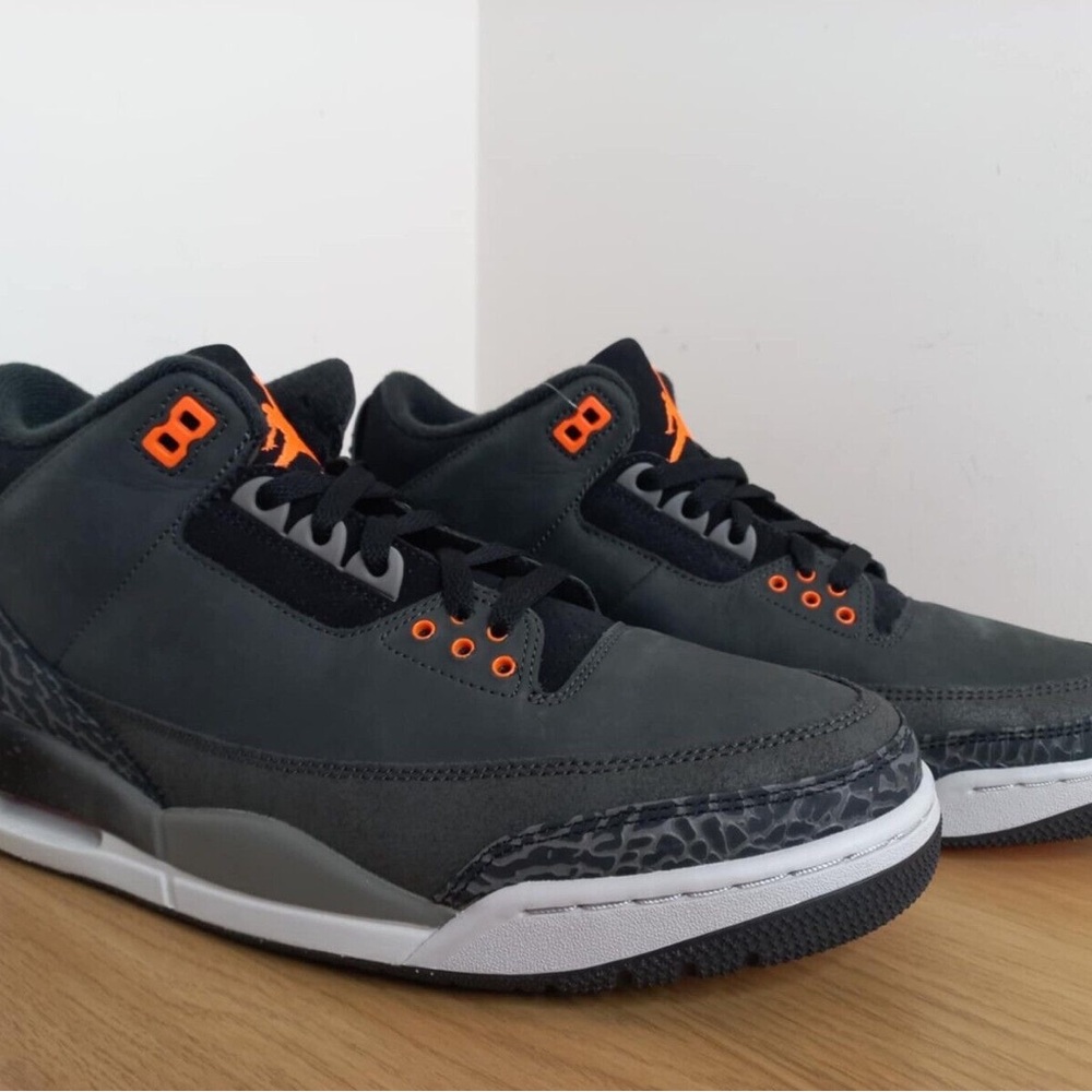 Nike Air Jordan 3 Retro Fear BNIB 3